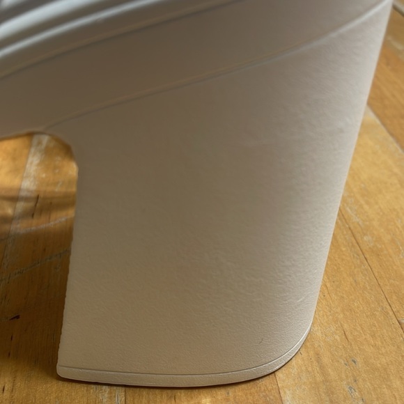 New in box Call it spring Iriss heeled platform sandals - Picture 6 of 9